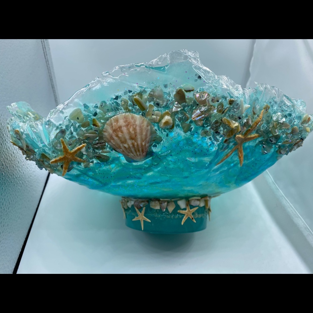 LargeBeautiful handmade ocean theme vase sculpture